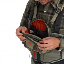 Simms® Tributary Hybrid Chest Pack